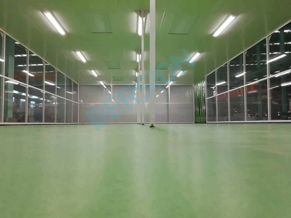 一種硬墻潔凈棚 一種硬墻潔凈棚