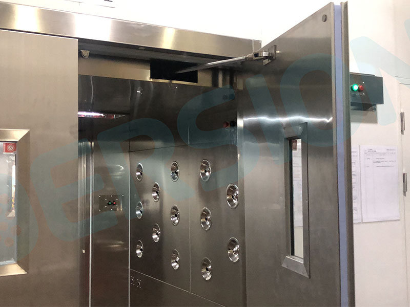 防爆風(fēng)淋室/氣動平開門風(fēng)淋室（昭和高分子）