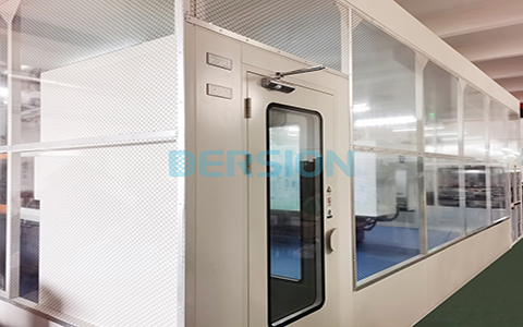 不同行業(yè)的潔凈棚該用什么不同的材料?