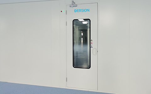 隧道風(fēng)淋室/風(fēng)淋門(mén)要根據(jù)什么標(biāo)準(zhǔn)來(lái)選擇？