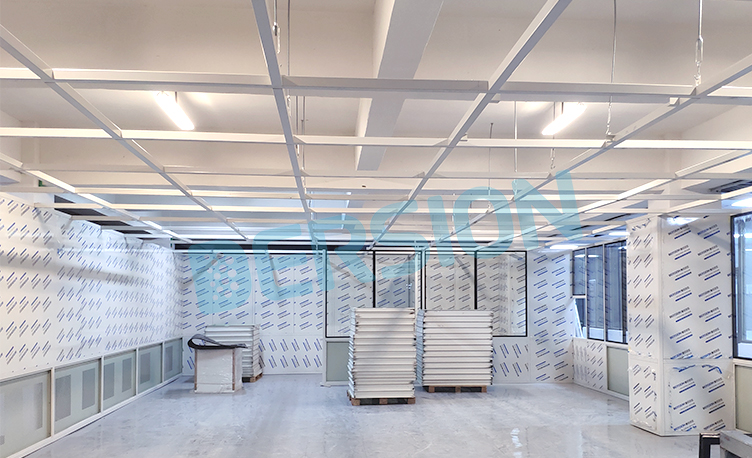 組裝式潔凈室安裝現(xiàn)場(chǎng)是什么樣的？