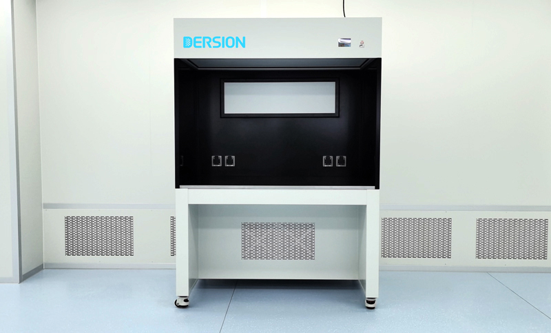 使用超凈工作臺(tái)有什么注意事項(xiàng)