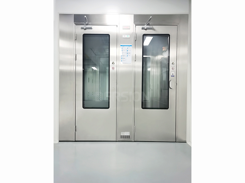 上海茂萊新能源風(fēng)淋室案例