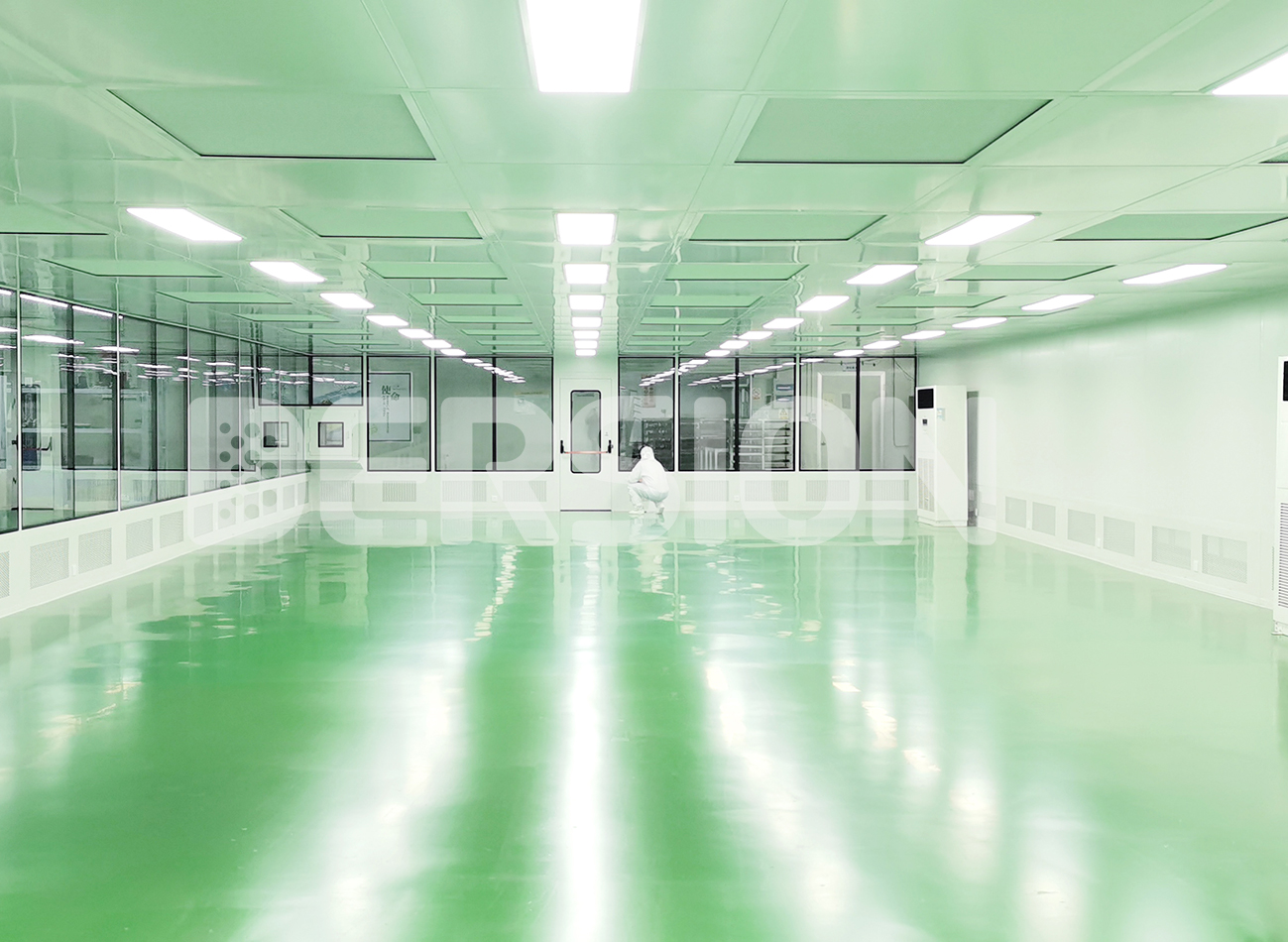 潔凈室潔凈棚FFU的安裝注意事項(xiàng)