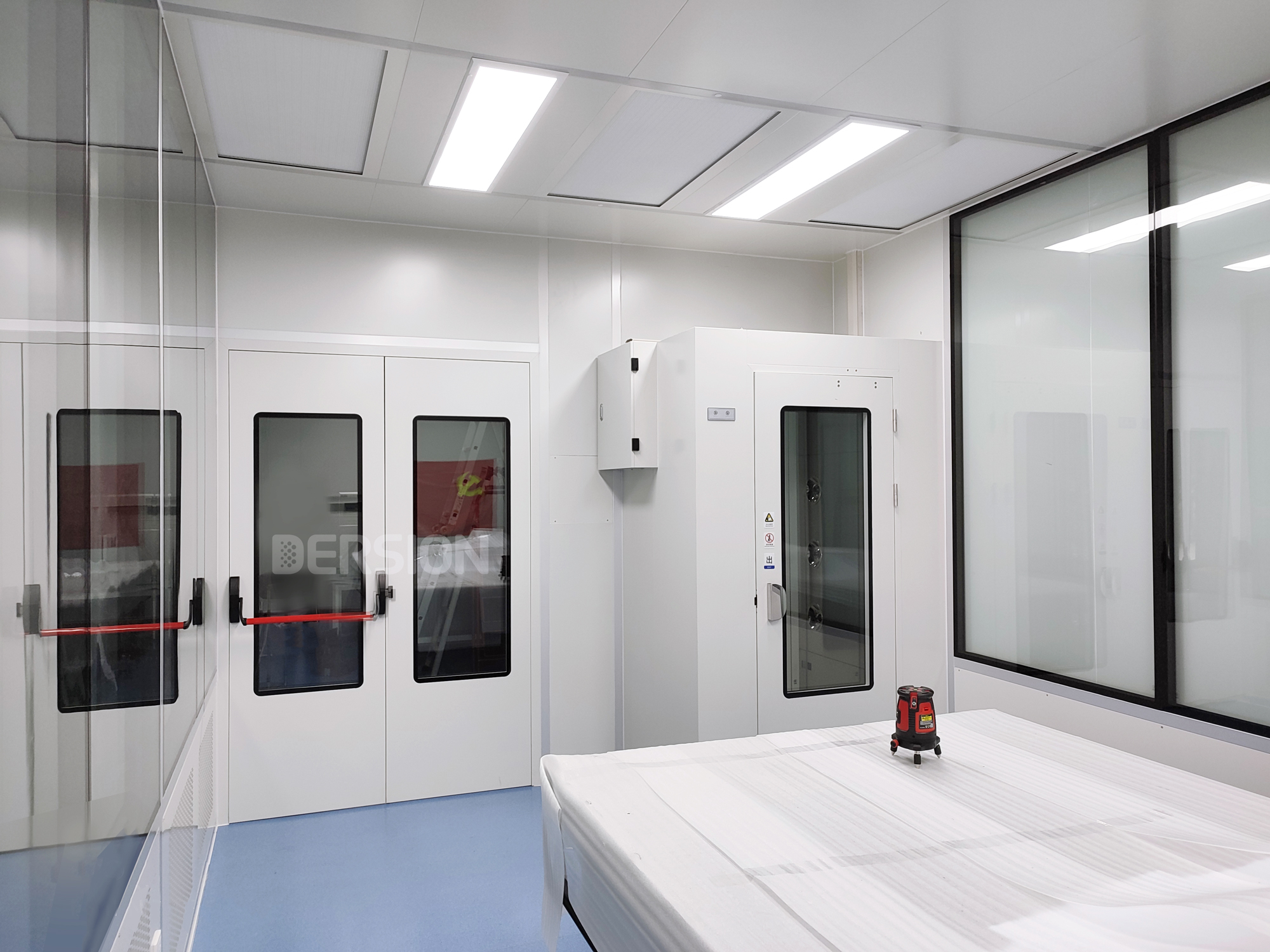 學(xué)校潔凈室裝修為什么要用模塊化潔凈室