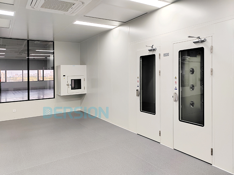 不同廠家風(fēng)淋室的特點(diǎn)與選擇